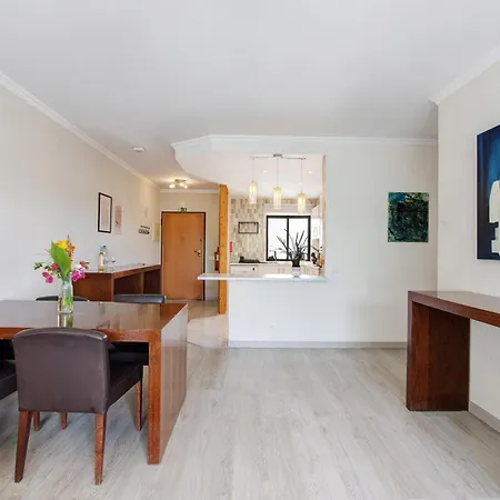 Salgados House Apartman *