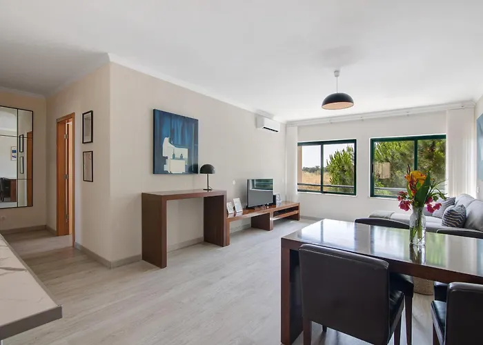 Salgados House Apartment *