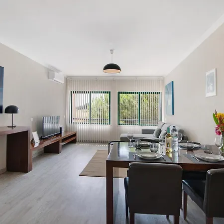 Apartamento Salgados House